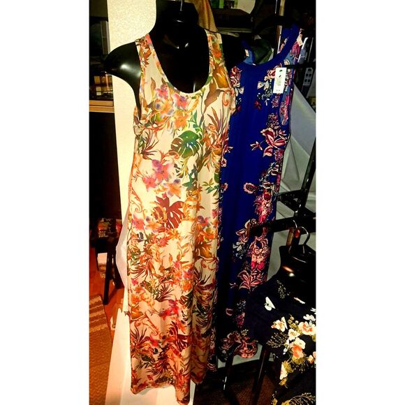 SPRING SALE! LOT 8 - Size Large  4 Dresses - Cotton & Spandex Beauties! - Picture 1 of 8